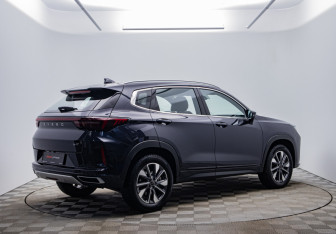 Подержанный автомобиль Exeed LX 2024 года (5 фото)