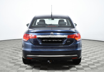 Подержанный автомобиль Citroen C4 Sedan 2019 года (5 фото)