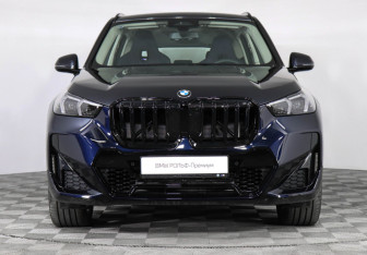 Новый BMW X1 2025 (3 фото)