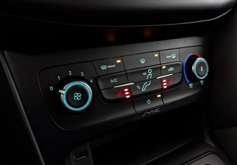 Подержанный автомобиль Ford Focus Hatchback 2018 года (28 фото)