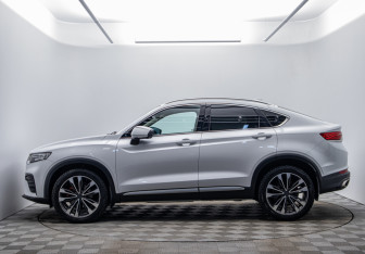 Подержанный автомобиль Geely Tugella 2021 года (8 фото)