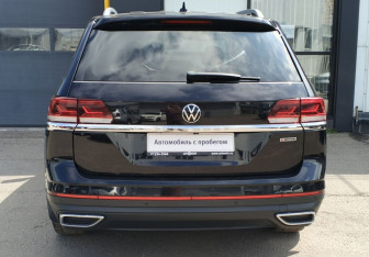 Подержанный автомобиль Volkswagen Teramont 2021 года (6 фото)