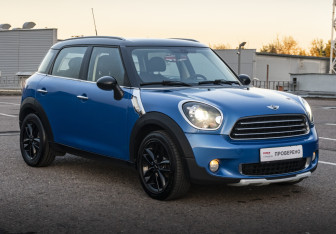 Подержанный автомобиль MINI Countryman 2012 года (3 фото)