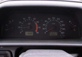 Подержанный автомобиль LADA (ВАЗ) 2109 Hatchback 2003 года (12 фото)