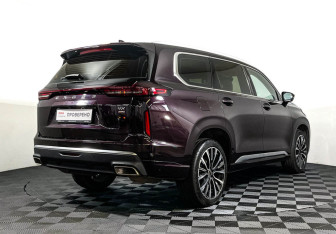 Подержанный автомобиль Exeed VX 2023 года (5 фото)