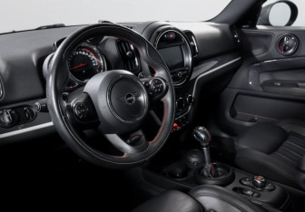 Подержанный автомобиль MINI Countryman 2019 года (14 фото)