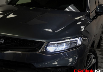 Подержанный автомобиль Geely Tugella 2022 года (32 фото)