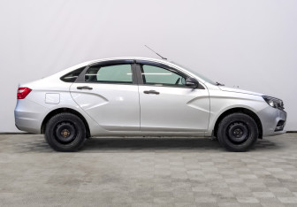 Подержанный автомобиль LADA (ВАЗ) Vesta Sedan 2020 года (4 фото)