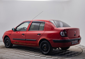 Подержанный автомобиль Renault Symbol 2006 года (3 фото)