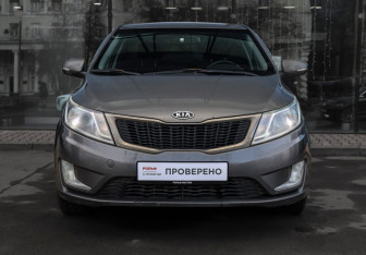 Подержанный автомобиль Kia Rio Sedan 2012 года (2 фото)