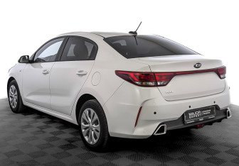 Подержанный автомобиль Kia Rio Sedan 2021 года (7 фото)