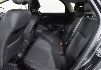 Подержанный автомобиль Ford Focus Hatchback 2019 года (15 фото)