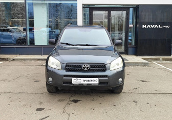 Подержанный автомобиль Toyota RAV4 2007 года (2 фото)