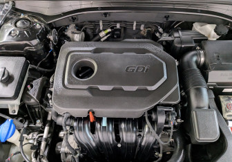 Подержанный автомобиль Kia K7 2019 года (25 фото)