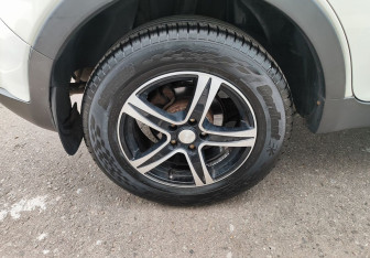 Подержанный автомобиль SsangYong Actyon 2013 года (12 фото)