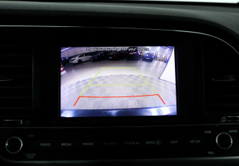 Подержанный автомобиль Hyundai Elantra Sedan 2018 года (12 фото)