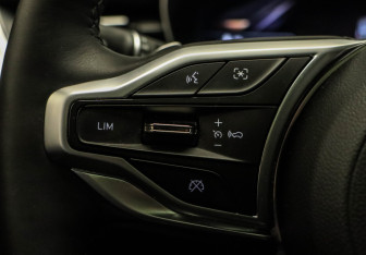 Подержанный автомобиль Haval F7 2024 года (11 фото)