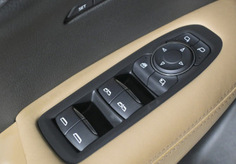 Подержанный автомобиль Cadillac XT6 2020 года (16 фото)