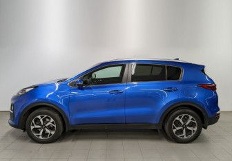 Подержанный автомобиль Kia Sportage 2020 года (8 фото)