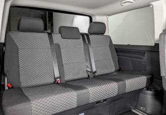 Подержанный автомобиль Volkswagen Multivan 2021 года (13 фото)