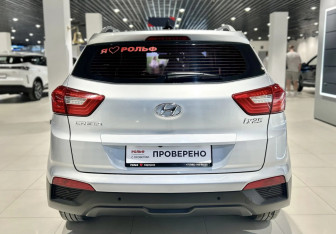 Подержанный автомобиль Hyundai Creta 2017 года (4 фото)