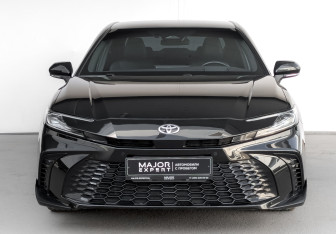 Подержанный автомобиль Toyota Camry Sedan 2024 года (2 фото)