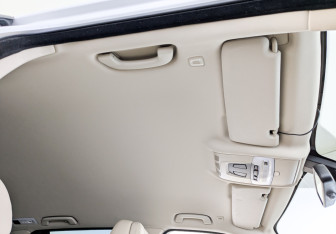 Подержанный автомобиль BMW X5 2014 года (23 фото)