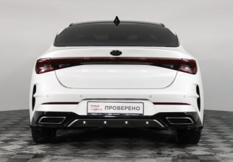 Подержанный автомобиль Kia K5 2020 года (6 фото)