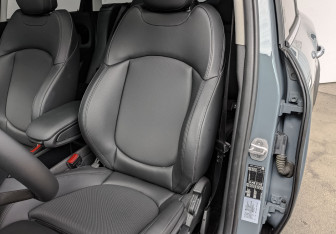 Подержанный автомобиль MINI Countryman 2021 года (20 фото)