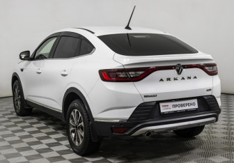 Подержанный автомобиль Renault Arkana 2020 года (7 фото)