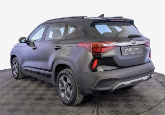 Подержанный автомобиль Kia Seltos 2020 года (7 фото)