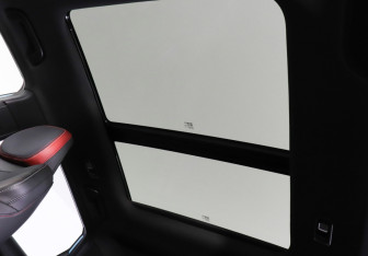 Подержанный автомобиль Geely Coolray 2023 года (13 фото)