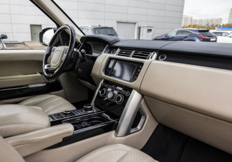 Подержанный автомобиль Land Rover Range Rover 2013 года (13 фото)