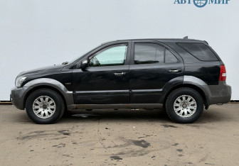 Подержанный автомобиль Kia Sorento 2007 года (8 фото)
