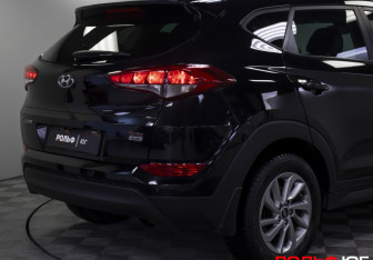 Подержанный автомобиль Hyundai Tucson 2016 года (21 фото)