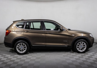 Подержанный автомобиль BMW X3 2012 года (4 фото)