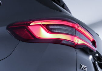 Подержанный автомобиль BMW X5 2019 года (33 фото)