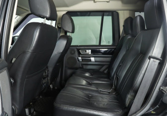 Подержанный автомобиль Land Rover Discovery 2012 года (10 фото)