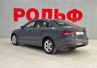 Подержанный автомобиль Audi A3 Sedan 2020 года (7 фото)