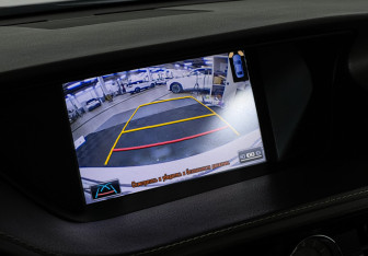 Подержанный автомобиль Lexus ES 2015 года (23 фото)