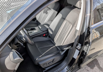 Подержанный автомобиль Audi A6 Sedan 2021 года (19 фото)