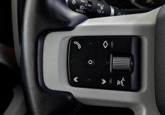 Подержанный автомобиль Land Rover Defender Suv 2022 года (29 фото)