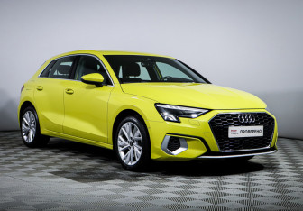 Подержанный автомобиль Audi A3 Sedan 2021 года (3 фото)