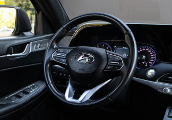 Подержанный автомобиль Hyundai Palisade 2021 года (14 фото)