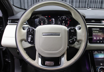 Подержанный автомобиль Land Rover Range Rover Velar 2020 года (17 фото)