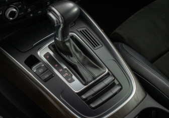 Подержанный автомобиль Audi Q5 2016 года (14 фото)