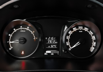 Подержанный автомобиль LADA (ВАЗ) Granta Sedan 2023 года (13 фото)