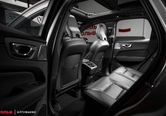 Новый Volvo XC60 2025 (22 фото)