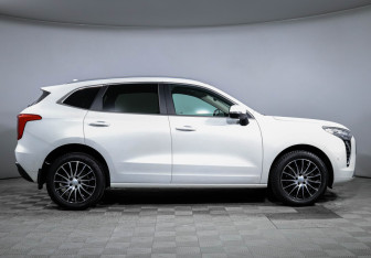 Подержанный автомобиль Haval Jolion 2023 года (4 фото)