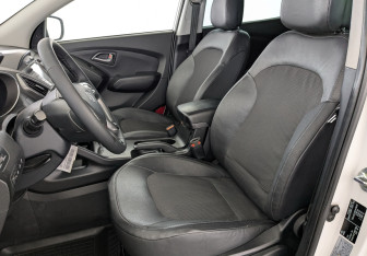 Подержанный автомобиль Hyundai ix35 2014 года (20 фото)